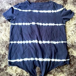 Vineyard vines blue with white stripes